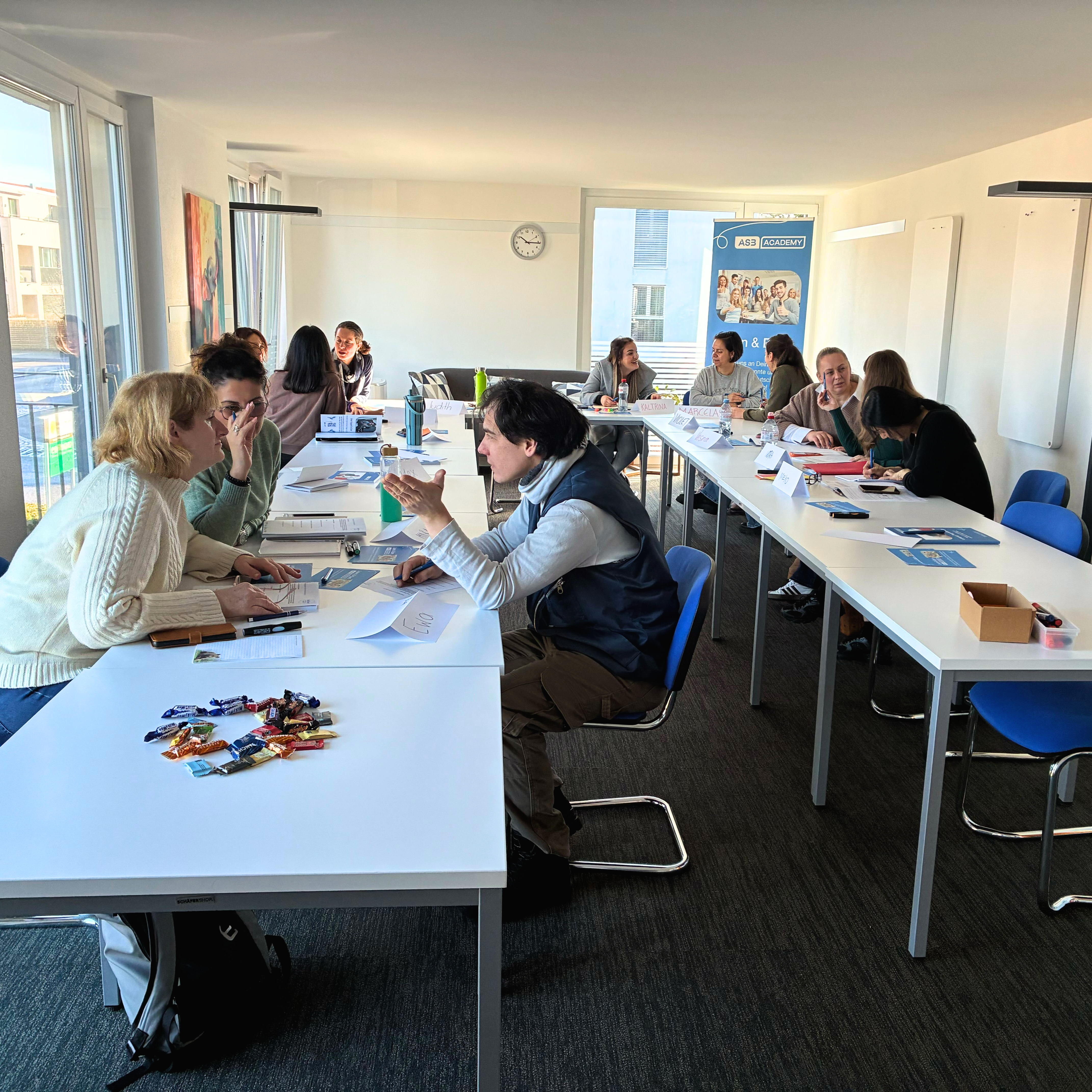 Ratgeber: Pflegehilfe-Lehrgang Schweiz – Von den Voraussetzungen bis zur Anbieterwahl.